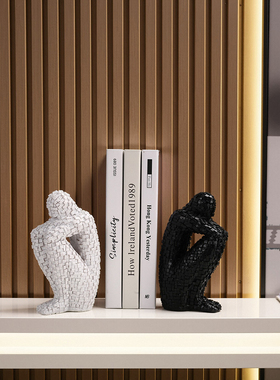 轻奢简约书房抽象人物书挡摆件马赛克客厅办公室咖啡厅家居装饰品