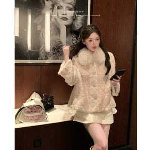 杨小卷 富家千金风菱格仿獭兔毛皮草短款环保毛毛外套女软糯质感