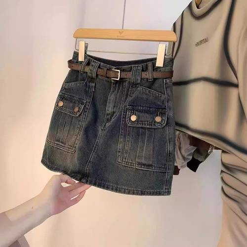 2024年新款高腰显瘦a字裙口袋设计感小众复古包臀牛仔半身短裙女