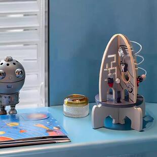 YOUPIN样板间儿童房摆件男孩房太空主题积木火箭立体书本装饰品