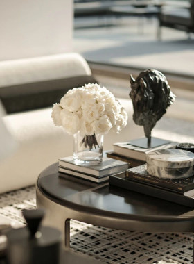 意式轻奢客厅抽象雕塑花艺摆件