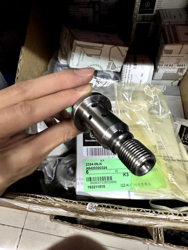 适用奔驰正时链顶链轮张紧器