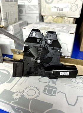 适用奔驰W223 S350 S400 S450 S500 S580 S680 迈巴赫 尾门锁机