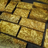 金丝花梨黄金樟茶盘茶盘边角木板料雕刻木料水波纹佛珠手串弹弓料