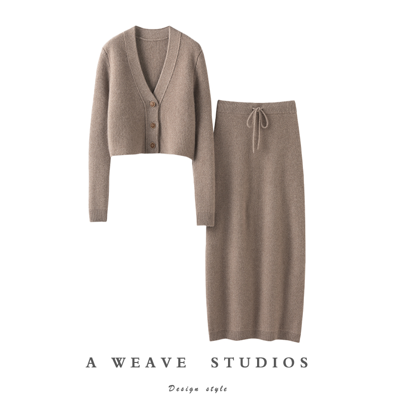 金贝绒高端100%纯山羊绒衫