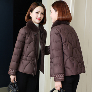 妈妈装加厚短款羽绒服女大码宽松毛领复古刺绣鹅绒保暖外套2025冬