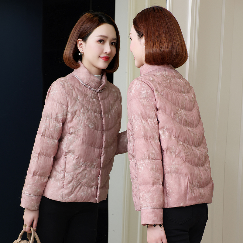 羽绒服鹅绒短款妈妈装复古绣花