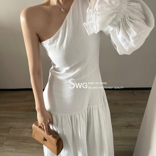 吴千语同款 SWGWONG 5.20 20PM 白色不规则亚麻收腰连衣裙长裙