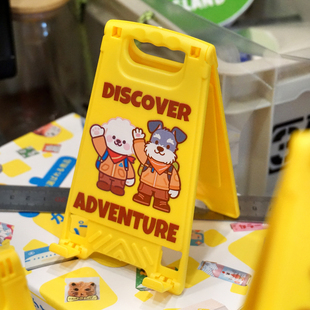 原创猫猫狗狗露营主题创意平板摆件便携式手机支架镜子迷你警示牌