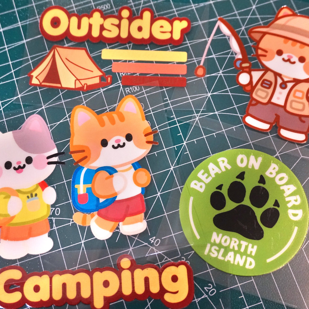 可爱卡通小猫露营户外猫咪公路车装饰电动车贴UV水晶标转印贴防晒