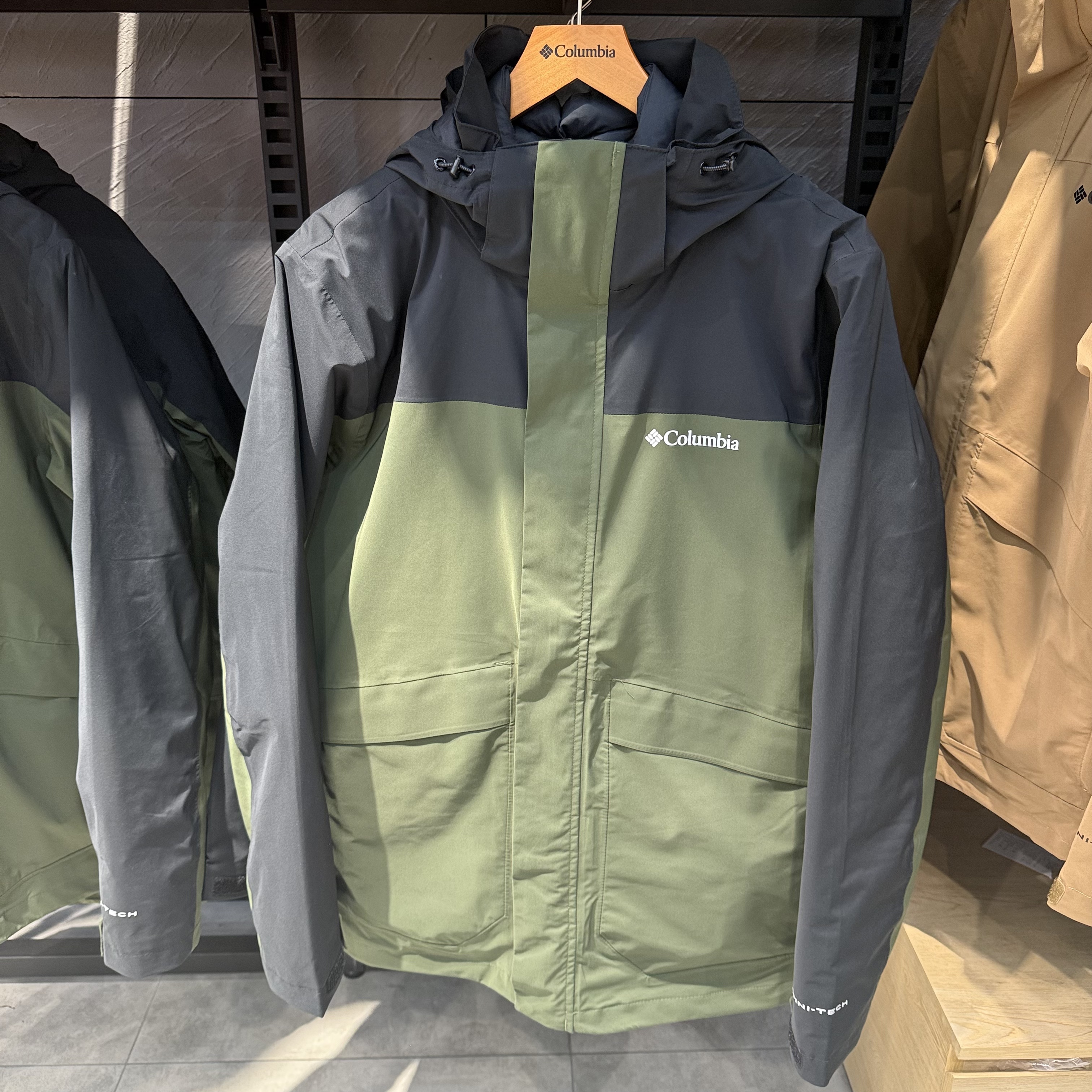 哥伦比亚男防水三合一冲锋衣