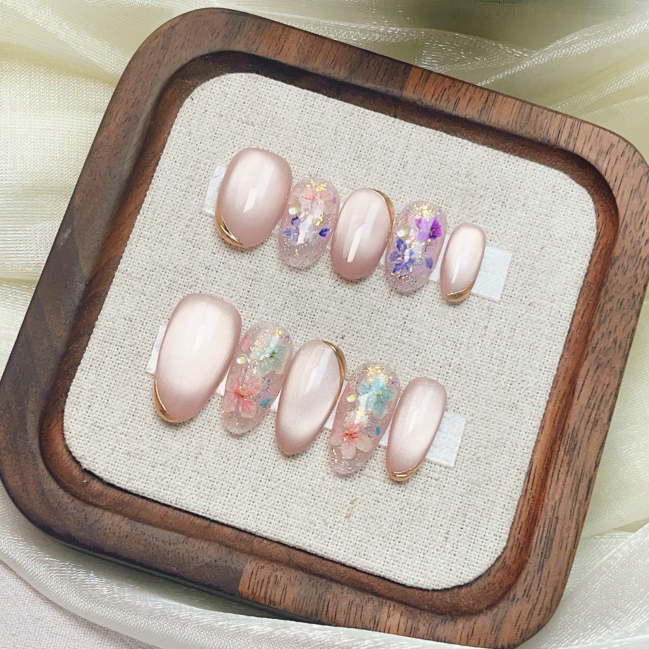 【花间】纯手绘粉色猫眼立体雕花显白气质款纯手工穿戴甲