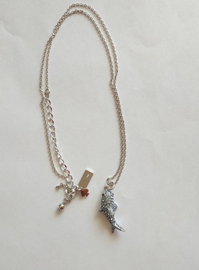 闪钻蓝色耳钉小项链