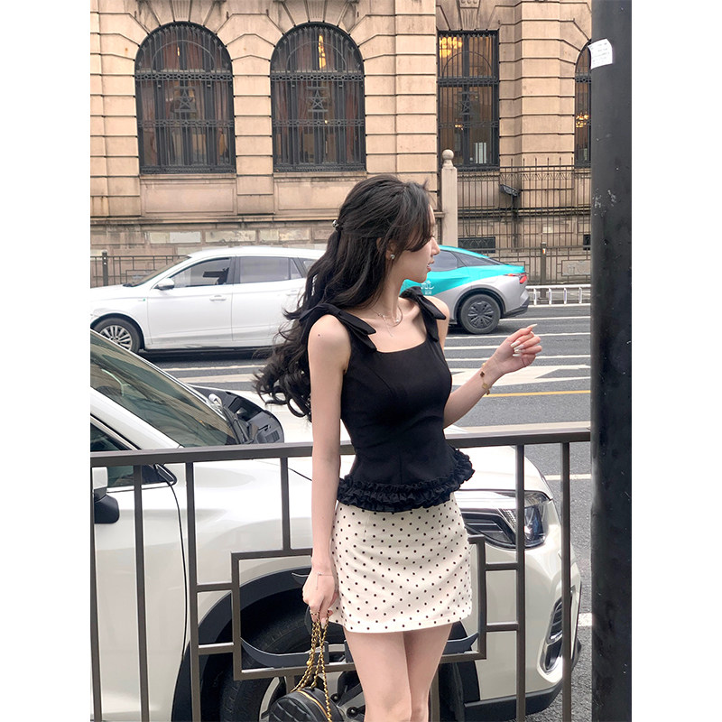 绝美黑色背心吊带女2025夏季新款收腰显瘦韩系气质短款花边上衣