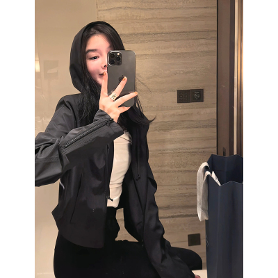 摩登mdeng 连帽拉链冲锋短外套女2026春季爆款长袖上衣M8803