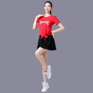 曳步舞服装新款套装服女比赛健身