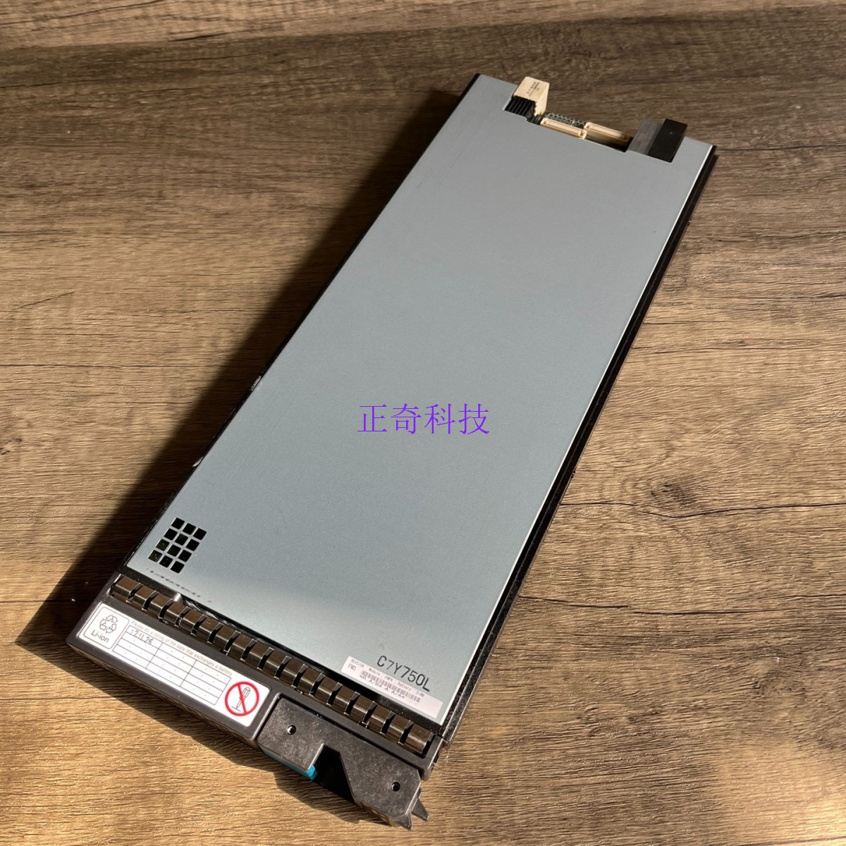 HDS VSP G800 3286549-A AKA AV392A HP STORAGEWORKS 1.6TB 硬盘
