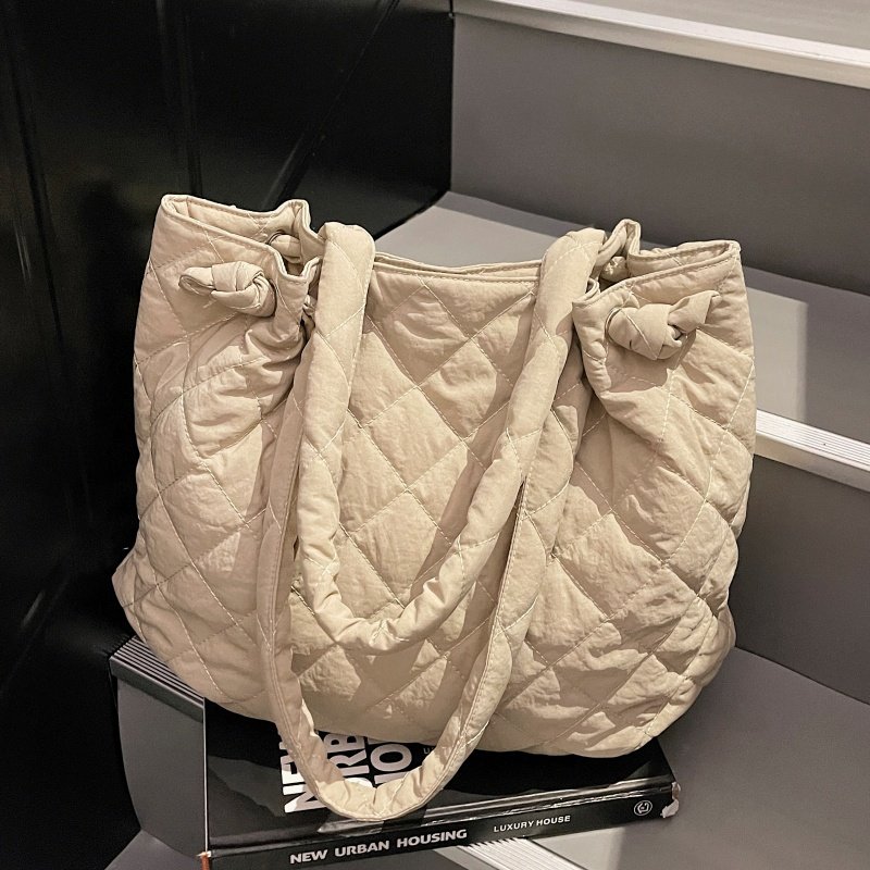 慵懒风单肩包包女秋冬大容量菱格棉服帆布袋松弛感百搭通勤托特包,箱包皮具/热销女包/男包,托特包,淘宝优惠券,粉丝福利购,淘宝优惠卷