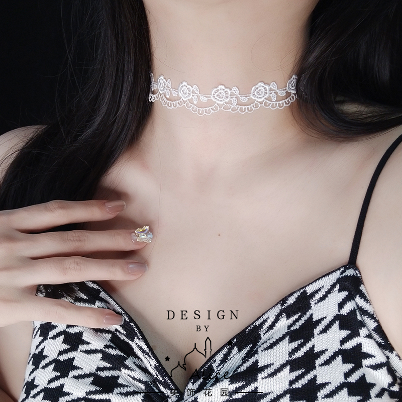 新款白色玫瑰花蕾丝项圈choker女