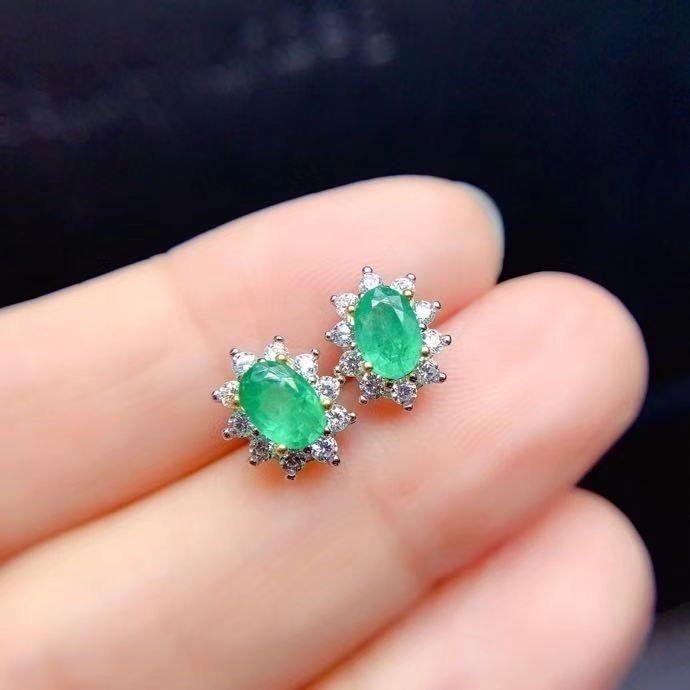 天然祖母绿耳钉S925银镶戴妃款绿宝石耳饰一克拉一对椭圆形奶奶绿,珠宝/钻石/翡翠,耳饰,淘宝优惠券,粉丝福利购,淘宝优惠卷