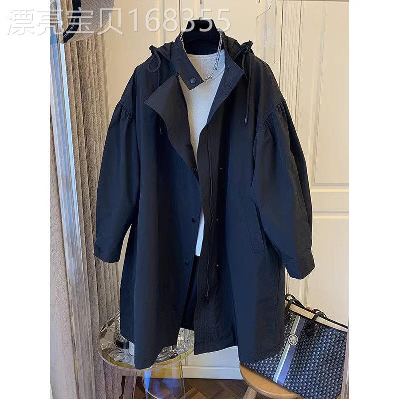 潮牌大码宽松休闲工装风衣女2026春秋新款时尚长款连帽冲锋衣外套