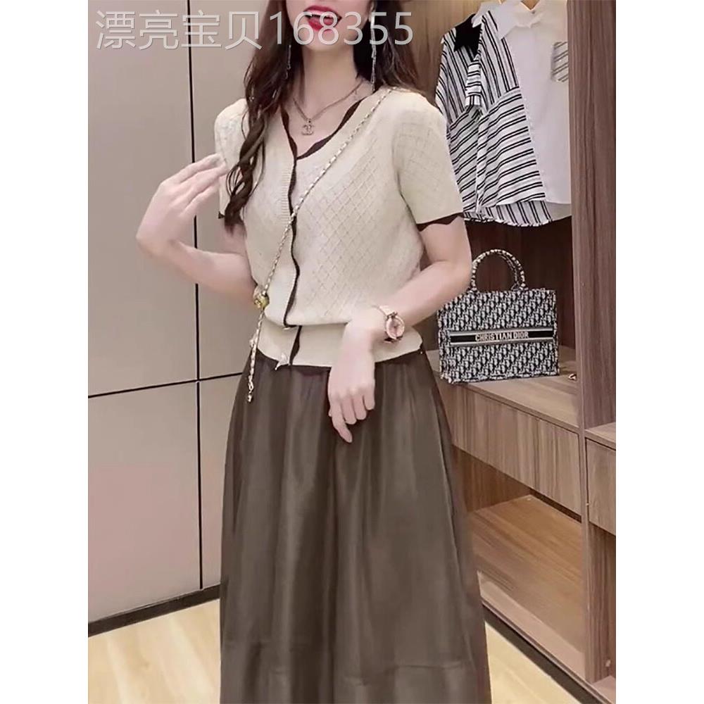 潮牌流行穿搭两件套装女夏大码胖mm显瘦小香风冰丝t恤港味半身裙