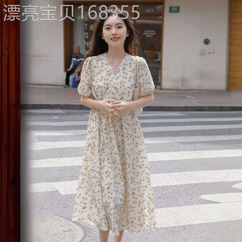 大码女装雪纺连衣裙2026夏季新款胖mm遮肚显瘦时尚减龄碎花长裙