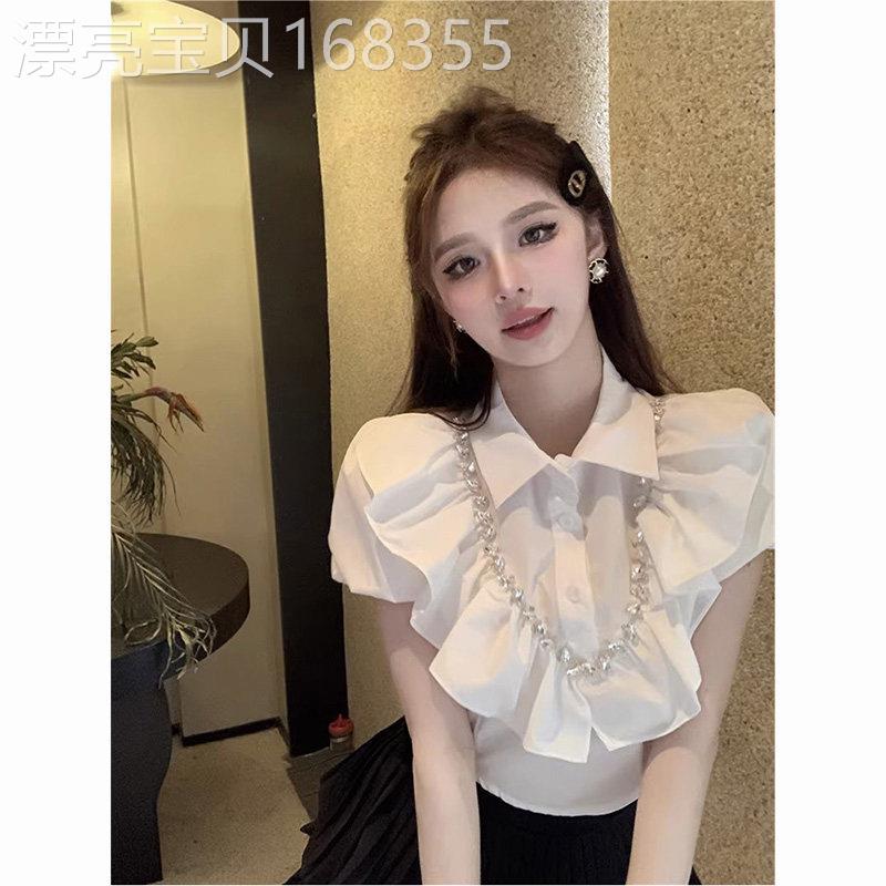 重工镶钻polo领白色衬衫女夏不规则短款泡泡袖衬衣荷叶边紧身上衣