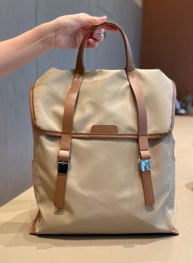 超火通勤旅游双肩包女2025新款时尚轻便户外防水女士背包高级旅行