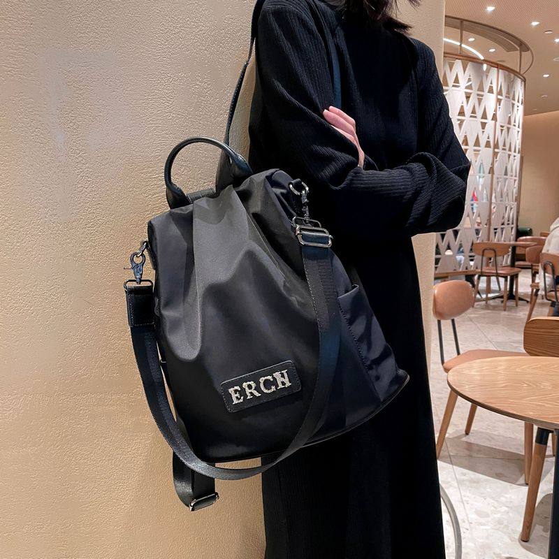 高级感牛津布旅行双肩包女2025新款时尚女士背包防盗休闲轻便旅游,箱包皮具/热销女包/男包,双肩背包,淘宝优惠券,粉丝福利购,淘宝优惠卷