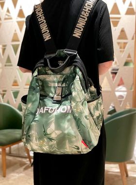 超火高颜值轻便旅游双肩包女2025新款时尚女士背包牛津布登山包大