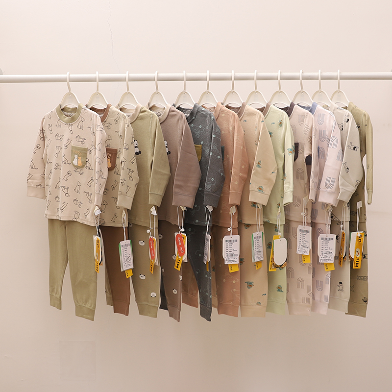 阿米阿奇男童舒绒棉加厚内衣套装