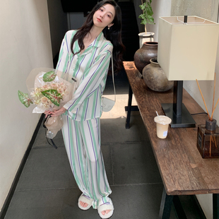 奢华舒适透气家居服套装 春秋绿色撞色条纹泡泡纱睡衣女长袖 长裤
