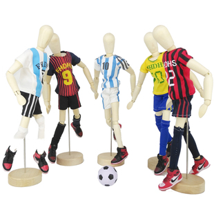 梧棣木人关节活动踢足球木头人摆件创意足球装 饰摆件创意足球礼物