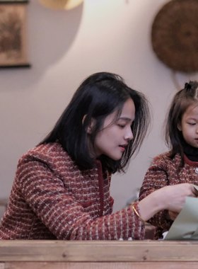 SE童装新年款拜年服亲子装母女装小香风上衣套装