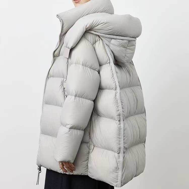 12.3 茧型加厚云朵泡芙白鹅绒羽绒服