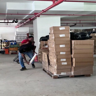 武汉留学出国邮寄托运衣服行李书本书包化妆品食品零食到英国