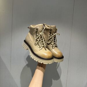废土风真皮马丁靴女2024新款复古舒适百搭英伦风厚底短靴子大黄靴