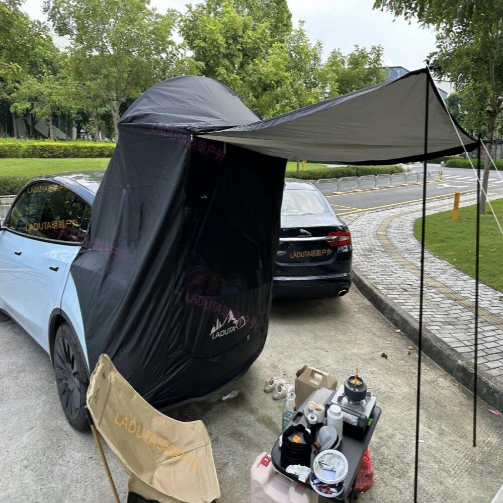 特斯拉老款y自驾游顶尾露营帐篷