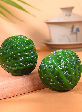天然新疆和田玉核桃手把件