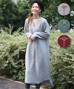 titicaca民族风华夫格面料插肩圆领长袖前后不对称长款绣花连衣裙