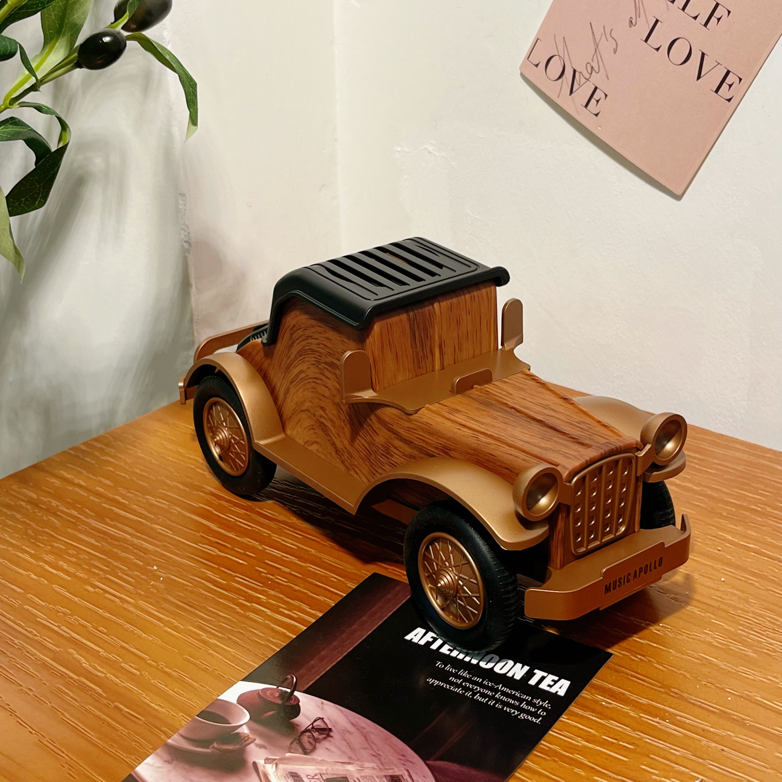 复古汽车蓝牙音箱  赠AUX+USB双数据线 多功能TF卡U盘FM播放