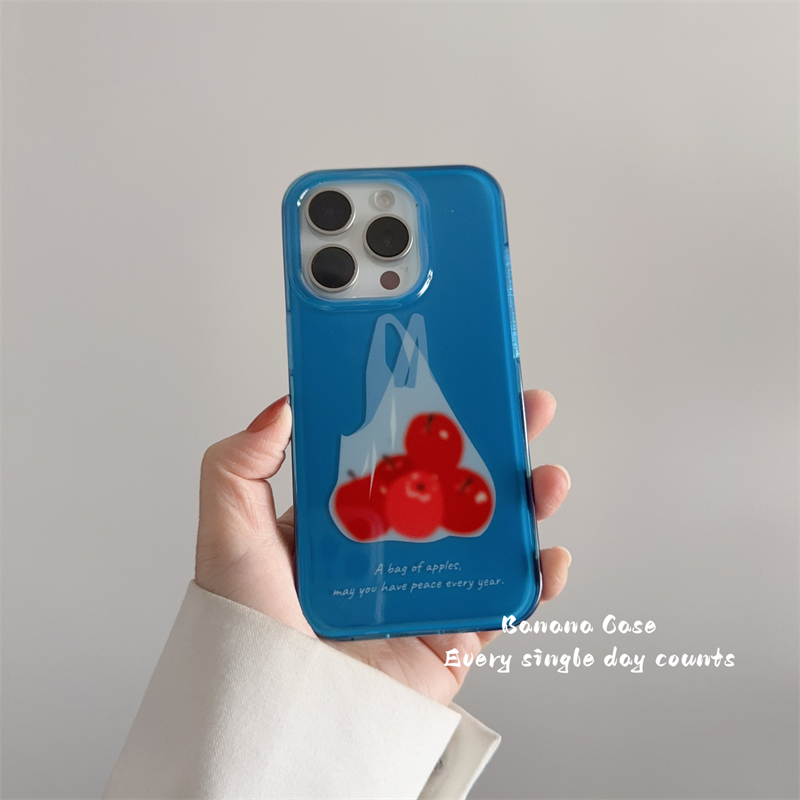 韩国ins夏日蓝色涂鸦一袋模糊红苹果适用16promax苹果15pro手机壳iphone14撞色珠子手绳13promax保护套16硬壳
