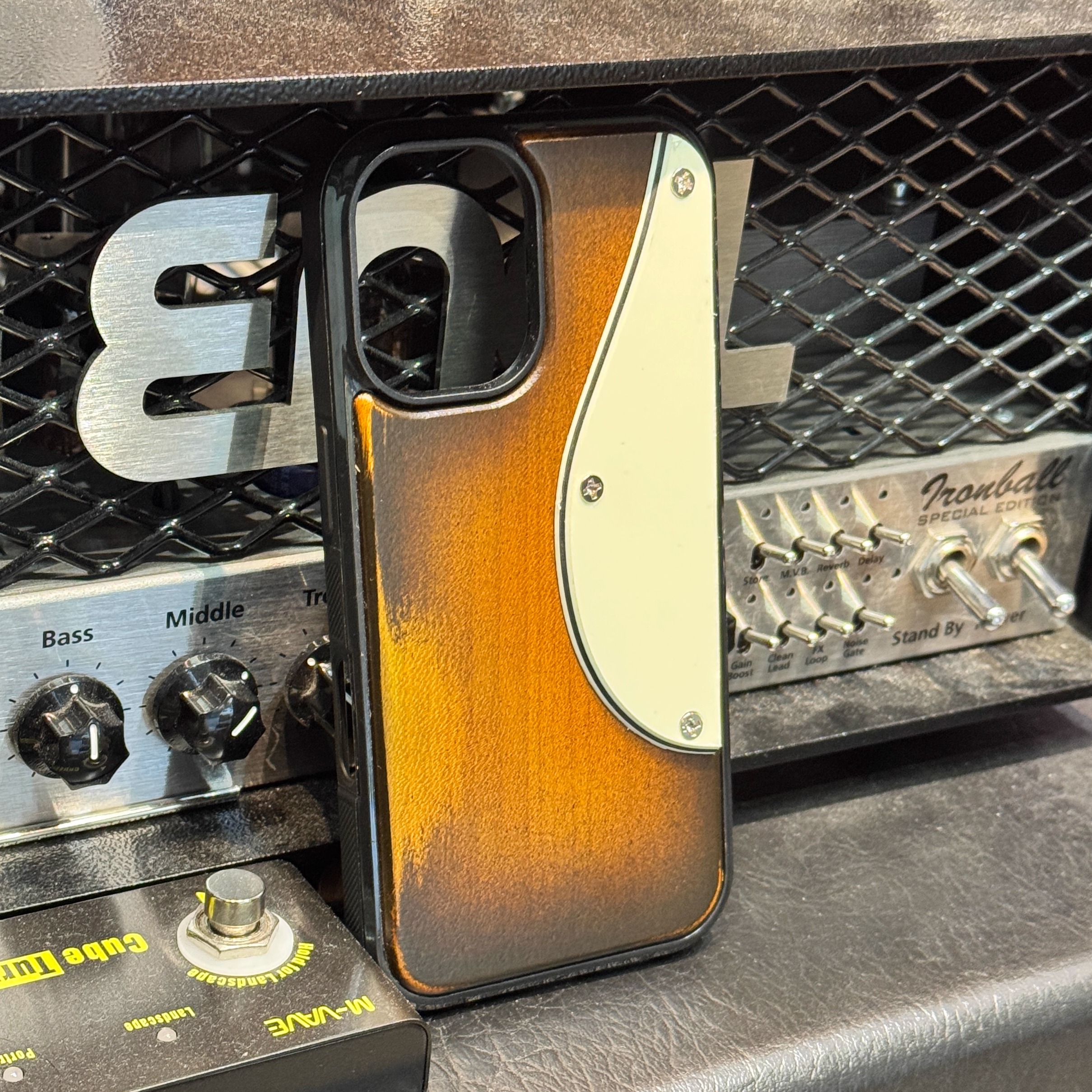 fender芬达电吉他实木定制吉他摇滚手机壳硝基漆喷漆relic复古做旧摇滚风苹果iphone全系全包防摔壳