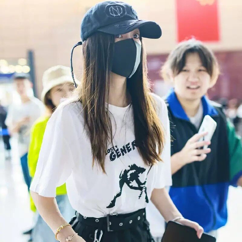 2026夏季新款韩版明星同款机场潮牌砸吉他宽松时尚短袖T恤女