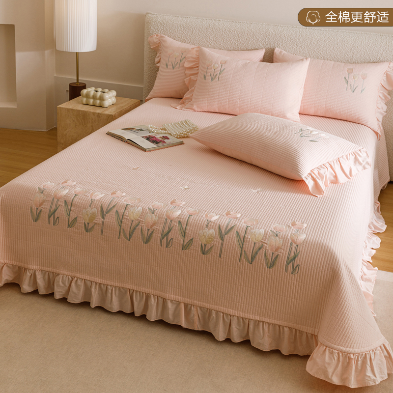 韩式花边刺绣床盖三件套超温馨的