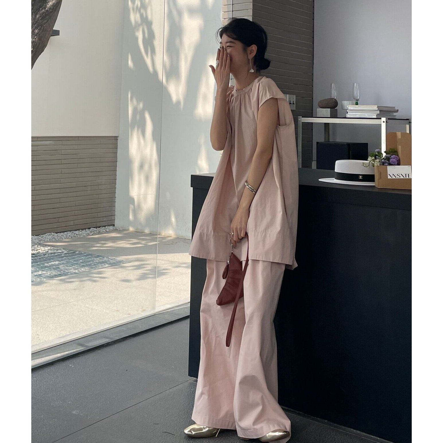清仓现货淑女风褶皱圆领小衫