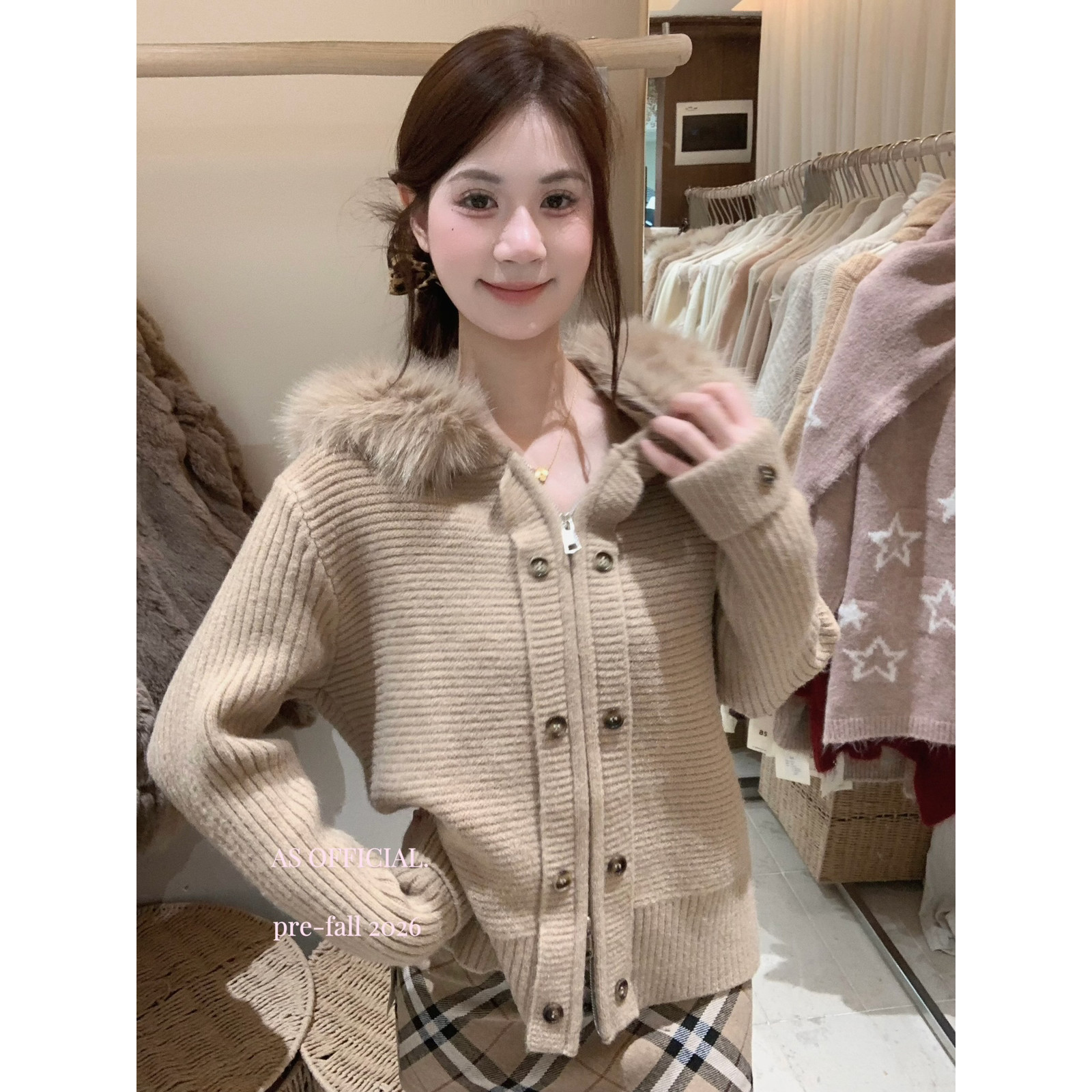 ·连帽大毛领双排扣毛衣外套