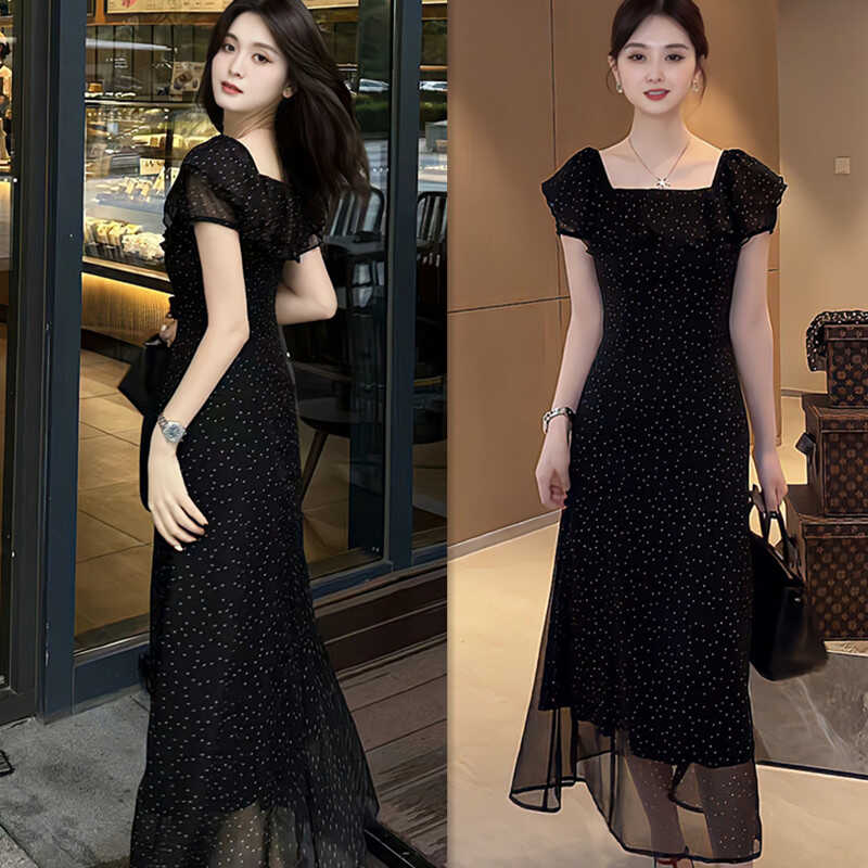 方领波点碎花连衣裙女荷叶边