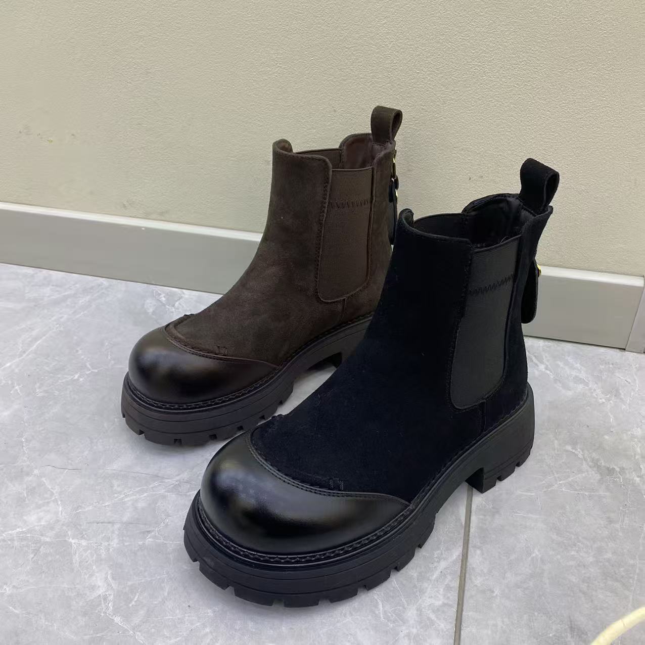 冬季新款女鞋磨砂牛皮加棉保暖马丁靴时尚百搭舒适防滑底切尔西靴